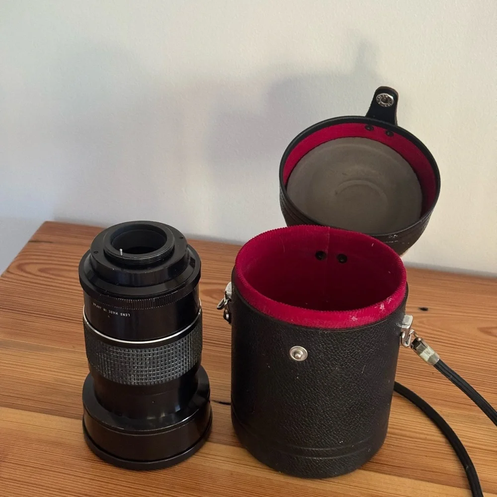 Tokina 200mm f/2.8 Film Camera Lens & case